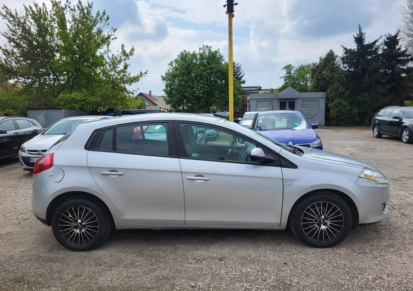 Fiat Bravo cena 15900 przebieg: 195000, rok produkcji 2009 z Warszawa małe 352